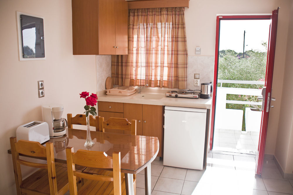 Sandy'S Studios Apartments & Log-Villas Kos Exteriér fotografie